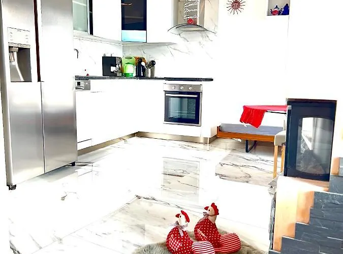 Fabulous Lakeside Family | 4 Montreux